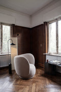 Arum Gulvlampe Black