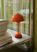 Flowerpot portable bordlampe VP9 Zesty Orange