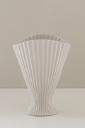 Fountain Vase | Off-White