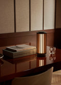 Numbra TY3 Oppladbar Bordlampe Aluminium & eik