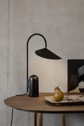 Arum Bordlampe | Black