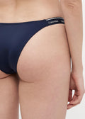Curved Delta Bikinitruse Dark Sapphire
