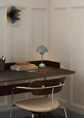 Flowerpot VP9 Trådløs Bordlampe | Stone Blue