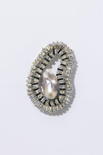 Oyster Brooch