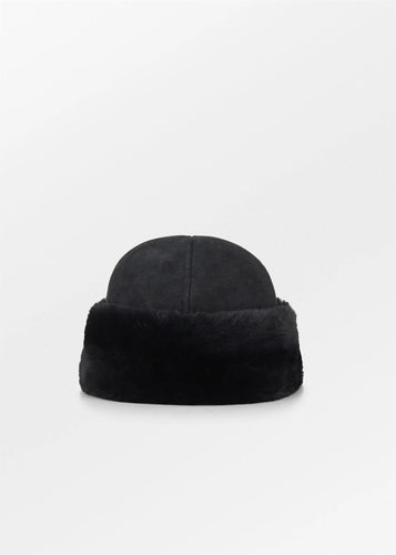 Dora Shearling Hat Black