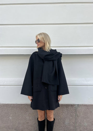 Sandy Wool Coat | Black