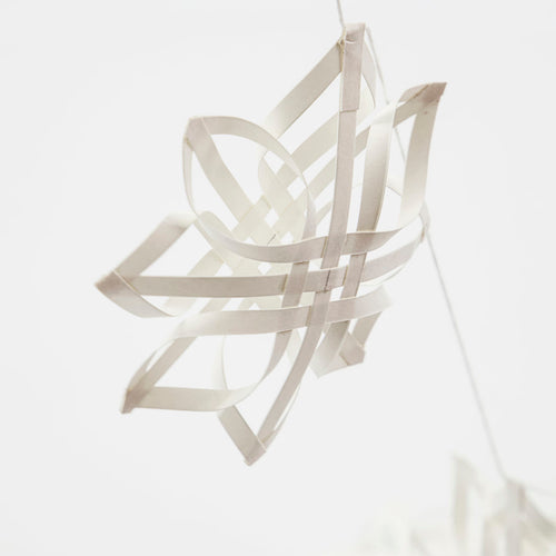 Girlander Paper Star Off-White