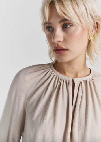Sarai Blouse | Greige