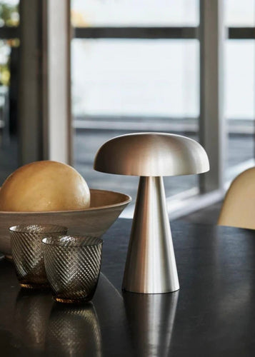 Como SC53 Trådløs Bordlampe Brass