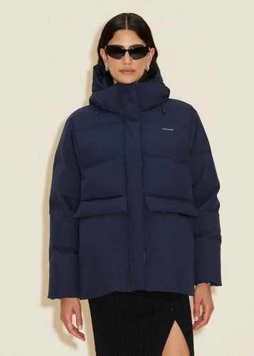 Besseggen Down Jacket Dk. Navy - Forhåndsbestill