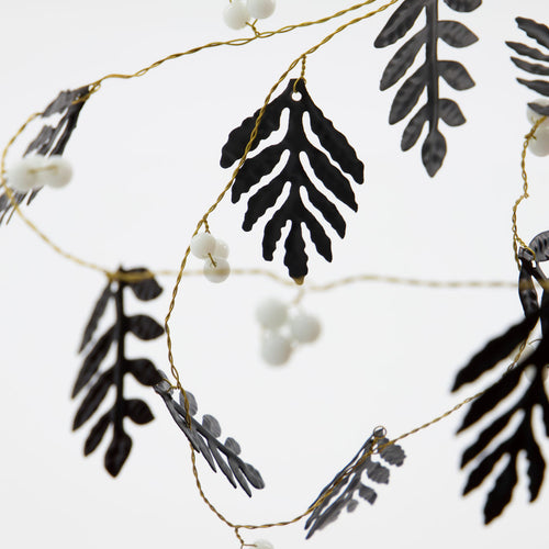 Girlander Black Leaf & Pearls