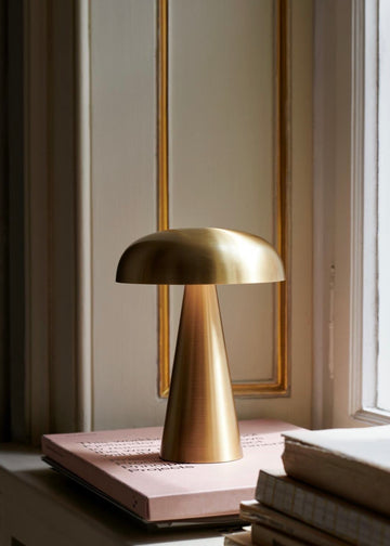 Como SC53 Trådløs Bordlampe Brass