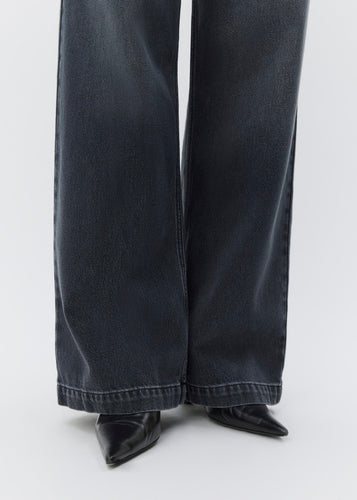 Elijah Rigid Denim