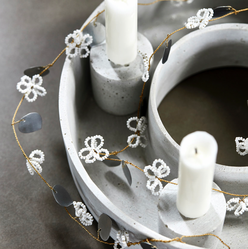 Girlander Leaf White & Silver