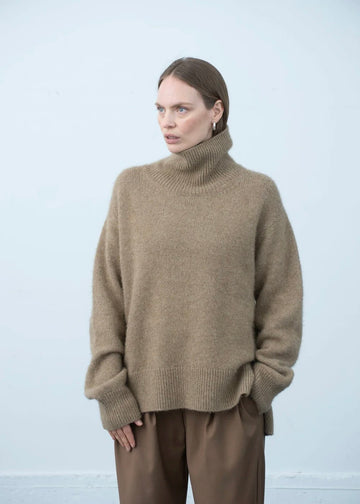 Alwyn Sweater | Soft Brown